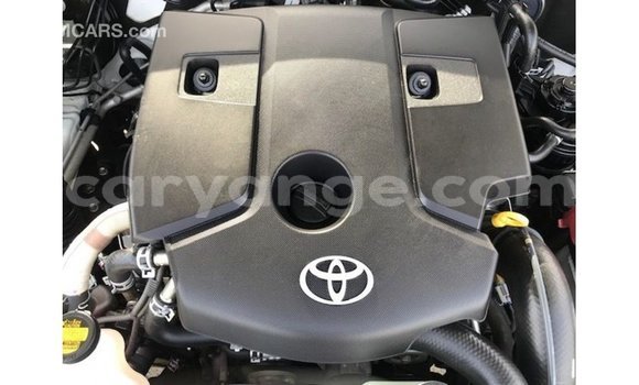 Acheter Import Voiture Toyota Fortuner Blanc à Import - Dubai, Namibie Acheter Import Voiture Toyota Fortuner Blanc à Import - Dubai, Namibie