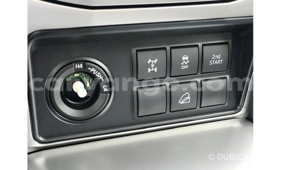 Acheter Import Voiture Toyota Prado Noir à Import - Dubai, Namibie Acheter Import Voiture Toyota Prado Noir à Import - Dubai, Namibie