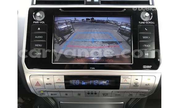 Acheter Import Voiture Toyota Prado Noir à Import - Dubai, Namibie Acheter Import Voiture Toyota Prado Noir à Import - Dubai, Namibie