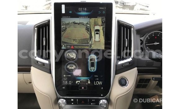 Acheter Import Voiture Toyota Land Cruiser Noir à Import - Dubai, Namibie Acheter Import Voiture Toyota Land Cruiser Noir à Import - Dubai, Namibie