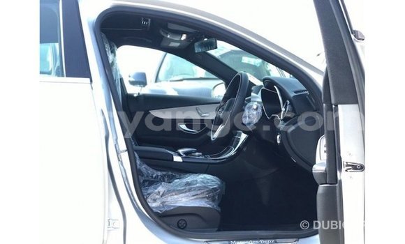 Acheter Import Voiture Mercedes-Benz 200 Autre à Import - Dubai, Namibie Acheter Import Voiture Mercedes-Benz 200 Autre à Import - Dubai, Namibie