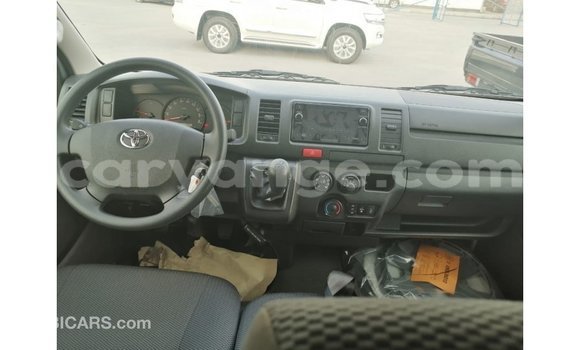 Acheter Import Utilitaire Toyota DA Blanc à Import - Dubai, Namibie Acheter Import Utilitaire Toyota DA Blanc à Import - Dubai, Namibie