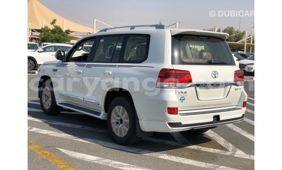 Buy Import Toyota Land Cruiser White Car in Import - Dubai in Namibia Buy Import Toyota Land Cruiser White Car in Import - Dubai in Namibia