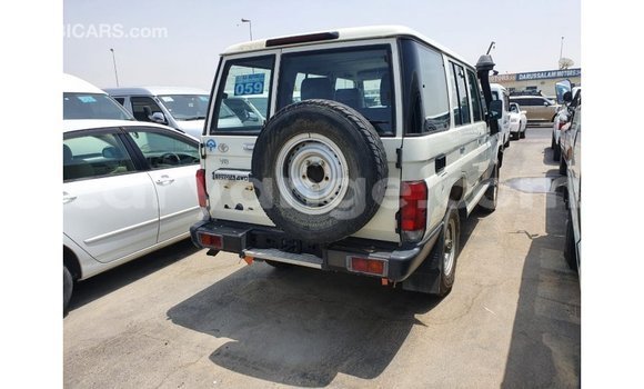 Buy Import Toyota Land Cruiser White Car in Import - Dubai in Namibia Buy Import Toyota Land Cruiser White Car in Import - Dubai in Namibia