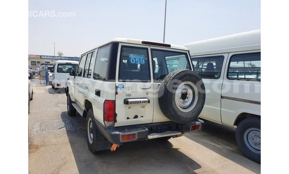 Buy Import Toyota Land Cruiser White Car in Import - Dubai in Namibia Buy Import Toyota Land Cruiser White Car in Import - Dubai in Namibia