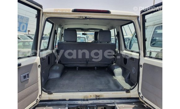 Buy Import Toyota Land Cruiser White Car in Import - Dubai in Namibia Buy Import Toyota Land Cruiser White Car in Import - Dubai in Namibia