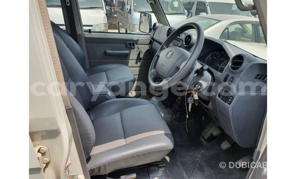Buy Import Toyota Land Cruiser White Car in Import - Dubai in Namibia Buy Import Toyota Land Cruiser White Car in Import - Dubai in Namibia