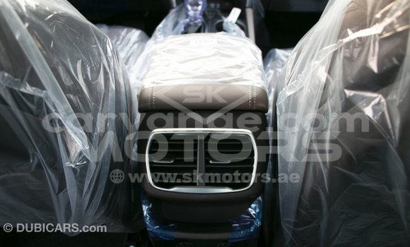 Acheter Import Voiture Hyundai Santa Fe Marron à Import - Dubai, Namibie Acheter Import Voiture Hyundai Santa Fe Marron à Import - Dubai, Namibie