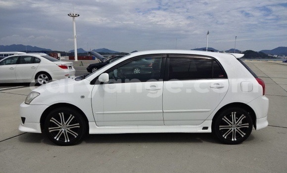 Buy Used Toyota Runx White Car in Windhoek in Namibia