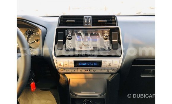 Acheter Import Voiture Toyota Prado Noir à Import - Dubai, Namibie Acheter Import Voiture Toyota Prado Noir à Import - Dubai, Namibie