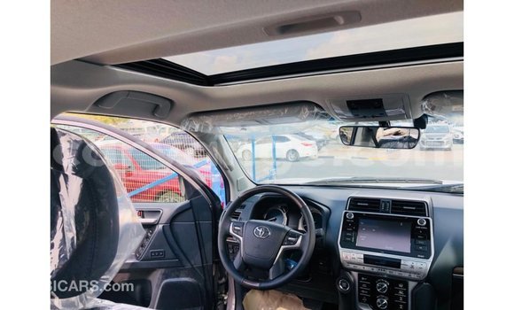 Acheter Import Voiture Toyota Prado Marron à Import - Dubai, Namibie Acheter Import Voiture Toyota Prado Marron à Import - Dubai, Namibie