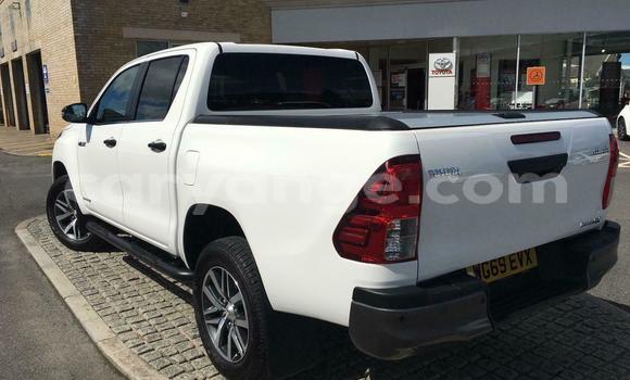 Buy Used Toyota Hilux White Car in Windhoek in Namibia Buy Used Toyota Hilux White Car in Windhoek in Namibia