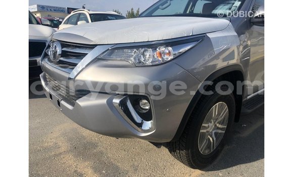 Acheter Import Voiture Toyota Fortuner Autre à Import - Dubai, Namibie Acheter Import Voiture Toyota Fortuner Autre à Import - Dubai, Namibie