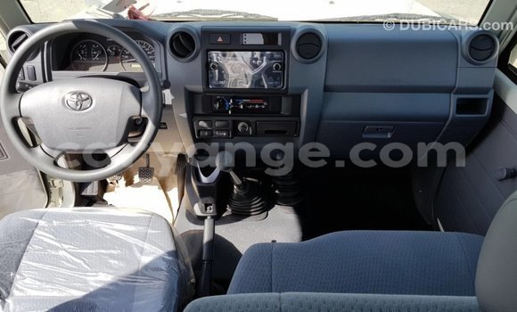 Buy Import Toyota Land Cruiser White Car in Import - Dubai in Namibia Buy Import Toyota Land Cruiser White Car in Import - Dubai in Namibia