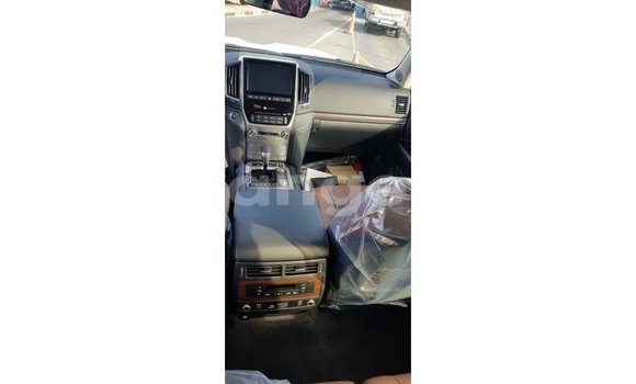 Buy Import Toyota Land Cruiser Black Car in Import - Dubai in Namibia Buy Import Toyota Land Cruiser Black Car in Import - Dubai in Namibia