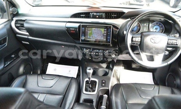 Buy Used Toyota Hilux White Car in Windhoek in Namibia Buy Used Toyota Hilux White Car in Windhoek in Namibia