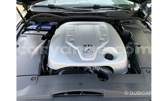 Acheter Import Voiture Lexus IS Noir à Import - Dubai, Namibie Acheter Import Voiture Lexus IS Noir à Import - Dubai, Namibie