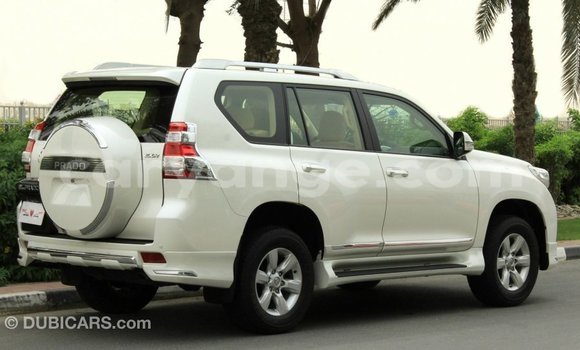 Acheter Import Voiture Toyota Prado Blanc à Import - Dubai, Namibie Acheter Import Voiture Toyota Prado Blanc à Import - Dubai, Namibie