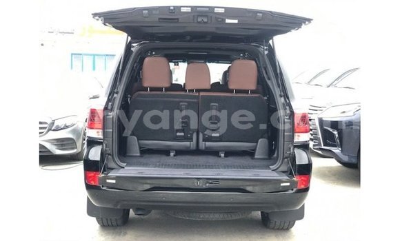 Buy Import Toyota Land Cruiser Black Car in Import - Dubai in Namibia Buy Import Toyota Land Cruiser Black Car in Import - Dubai in Namibia