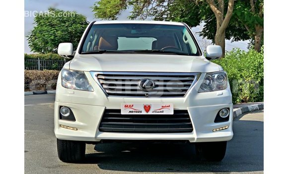 Acheter Import Voiture Lexus LX Blanc à Import - Dubai, Namibie Acheter Import Voiture Lexus LX Blanc à Import - Dubai, Namibie
