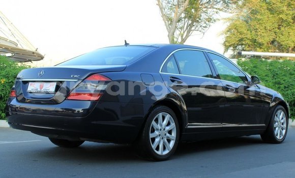 Acheter Import Voiture Mercedes-Benz 200 Bleu à Import - Dubai, Namibie Acheter Import Voiture Mercedes-Benz 200 Bleu à Import - Dubai, Namibie