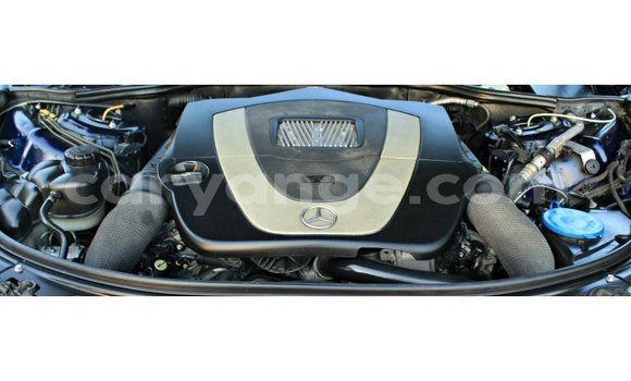 Acheter Import Voiture Mercedes-Benz 200 Bleu à Import - Dubai, Namibie Acheter Import Voiture Mercedes-Benz 200 Bleu à Import - Dubai, Namibie