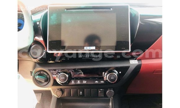 Acheter Import Voiture Toyota Hilux Blanc à Import - Dubai, Namibie Acheter Import Voiture Toyota Hilux Blanc à Import - Dubai, Namibie