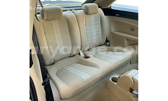 Acheter Import Voiture Volkswagen Beetle Noir à Import - Dubai, Namibie Acheter Import Voiture Volkswagen Beetle Noir à Import - Dubai, Namibie