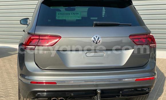 Acheter Occasion Voiture Volkswagen Tiguan Blanc à Gobabis, Omaheke Acheter Occasion Voiture Volkswagen Tiguan Blanc à Gobabis, Omaheke