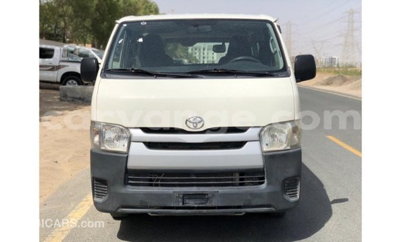 Buy Import Toyota 4Runner White Car in Import - Dubai in Namibia Buy Import Toyota 4Runner White Car in Import - Dubai in Namibia