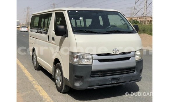 Buy Import Toyota 4Runner White Car in Import - Dubai in Namibia Buy Import Toyota 4Runner White Car in Import - Dubai in Namibia