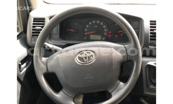 Buy Import Toyota 4Runner White Car in Import - Dubai in Namibia Buy Import Toyota 4Runner White Car in Import - Dubai in Namibia