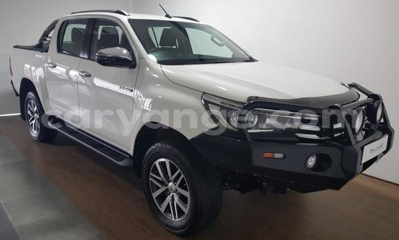 Acheter Occasion Voiture Toyota Hilux Blanc à Gobabis, Omaheke