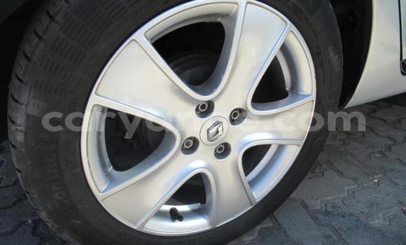 Acheter Occasion Voiture Renault Clio Gris à Windhoek, Namibie Acheter Occasion Voiture Renault Clio Gris à Windhoek, Namibie