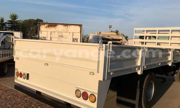 Buy Used Isuzu FTR 850 White Truck in Windhoek in Namibia Buy Used Isuzu FTR 850 White Truck in Windhoek in Namibia