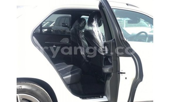 Acheter Import Voiture Mercedes-Benz GLE Blanc à Import - Dubai, Namibie Acheter Import Voiture Mercedes-Benz GLE Blanc à Import - Dubai, Namibie