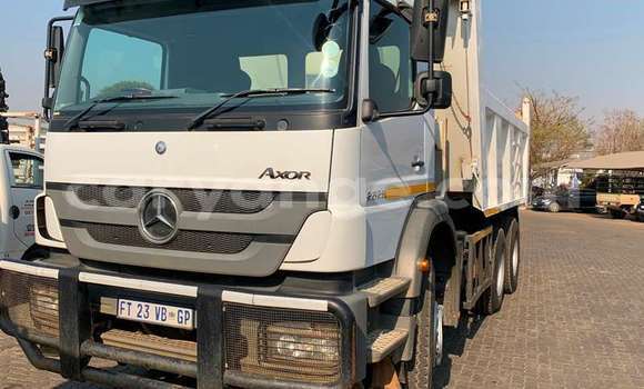 Buy Used Mercedes‒Benz 2628 White Truck in Windhoek in Namibia