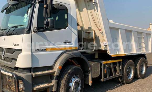 Buy Used Mercedes‒Benz 2628 White Truck in Windhoek in Namibia Buy Used Mercedes‒Benz 2628 White Truck in Windhoek in Namibia
