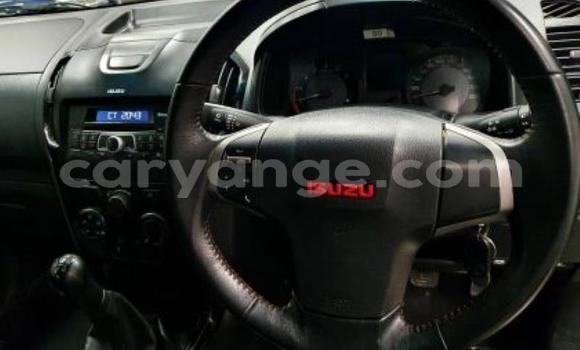 Acheter Occasion Voiture Isuzu KB Noir à Gobabis, Omaheke Acheter Occasion Voiture Isuzu KB Noir à Gobabis, Omaheke