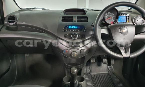 Acheter Occasion Voiture Chevrolet Spark Blanc à Import - Dubai, Namibie Acheter Occasion Voiture Chevrolet Spark Blanc à Import - Dubai, Namibie