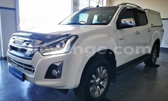 Acheter Occasion Voiture Isuzu D–MAX Blanc à Import - Dubai, Namibie Acheter Occasion Voiture Isuzu D–MAX Blanc à Import - Dubai, Namibie