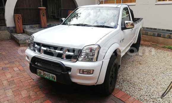 Buy Used Isuzu KB White Car in Grootfontein in Namibia
