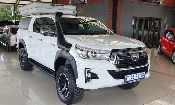 Acheter Occasion Voiture Toyota Hilux Blanc à Karasburg, Karas Acheter Occasion Voiture Toyota Hilux Blanc à Karasburg, Karas