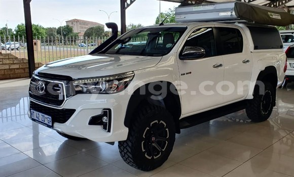Acheter Occasion Voiture Toyota Hilux Blanc à Karasburg, Karas Acheter Occasion Voiture Toyota Hilux Blanc à Karasburg, Karas