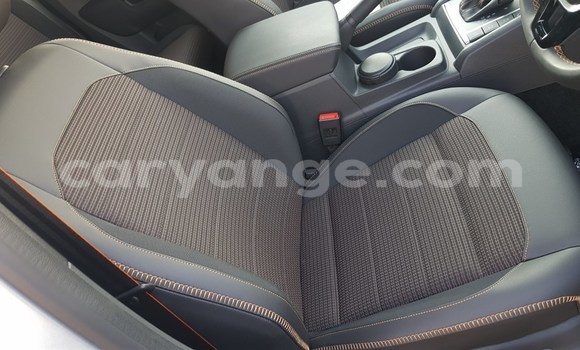 Buy Used Volkswagen Amarok Silver Car in Karasburg in Karas Buy Used Volkswagen Amarok Silver Car in Karasburg in Karas