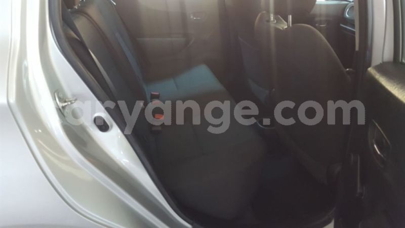 Big with watermark 2012 toyota y3