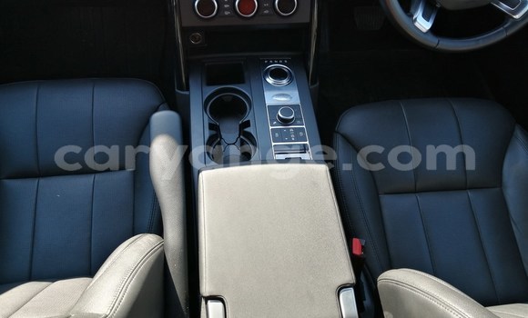Buy Used Land Rover Discovery White Car in Karasburg in Karas Buy Used Land Rover Discovery White Car in Karasburg in Karas
