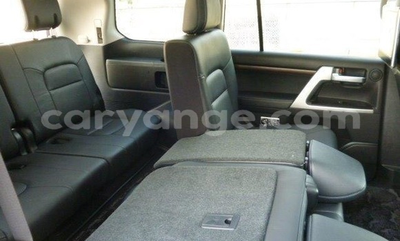 Buy Used Toyota Land Cruiser White Car in Windhoek in Namibia Buy Used Toyota Land Cruiser White Car in Windhoek in Namibia