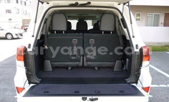 Buy Used Toyota Land Cruiser White Car in Windhoek in Namibia Buy Used Toyota Land Cruiser White Car in Windhoek in Namibia
