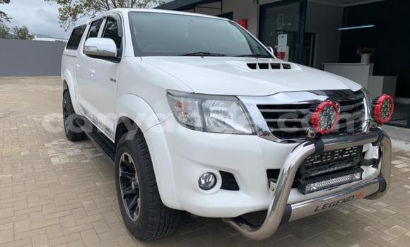 Acheter Occasion Voiture Toyota Hilux Blanc à Gobabis, Omaheke Acheter Occasion Voiture Toyota Hilux Blanc à Gobabis, Omaheke